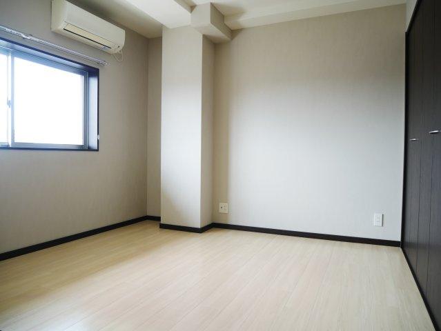 【寝室】 | シャトー鶴ケ丘