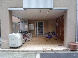 【エントランス】