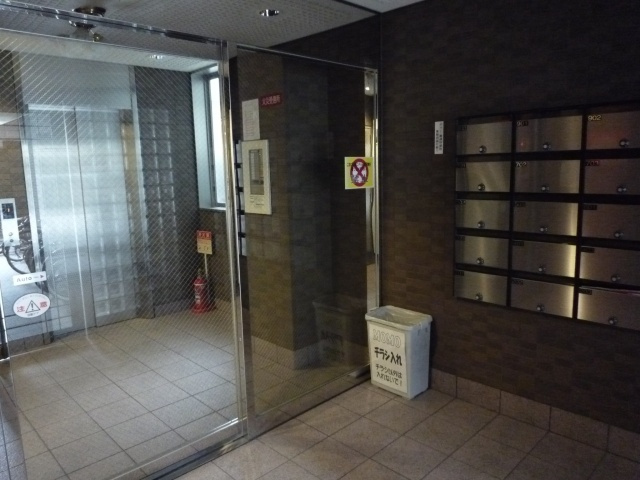 【ロビー】 | MOMO