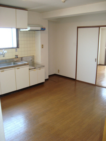 【居間・リビング】 | アミティ北畠