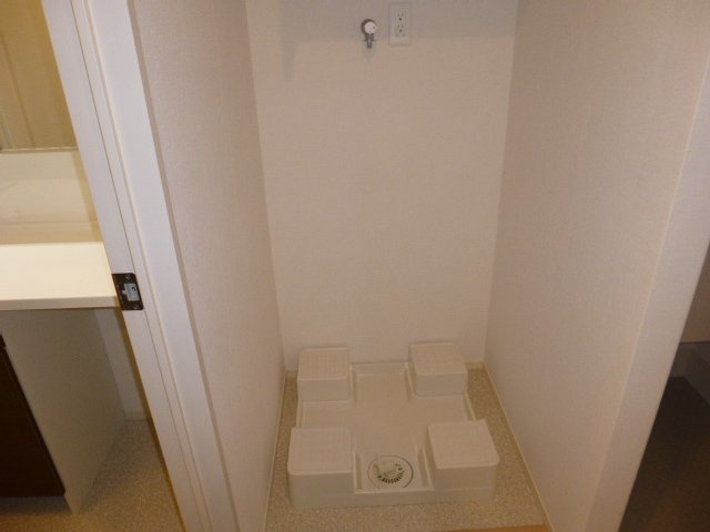 メゾンヴィレッタのその他|洗濯機置き場