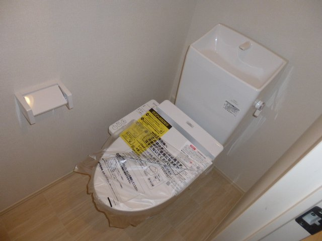 メゾンヴィレッタのトイレ|シャワー付きトイレ