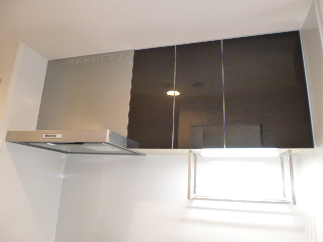 メゾンヴィレッタのキッチン|キッチン上収納