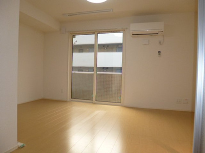 【居間・リビング】 | メゾンヴィレッタ | 洋室