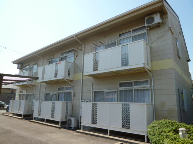倉敷市大内のアパートの外観