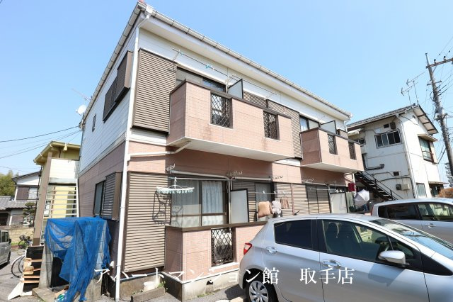 クレストの外観