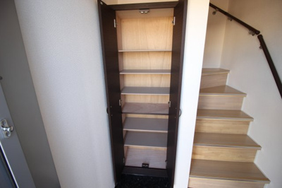 【玄関】 | レオネクスト紅 | ☆シューズボックス☆