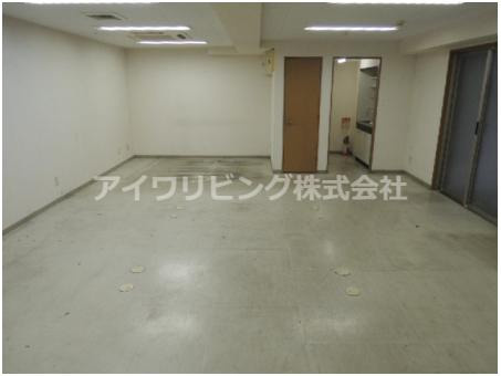 岩の入ハイツの内装