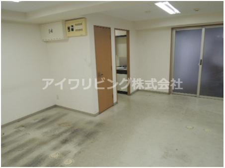 岩の入ハイツの内装