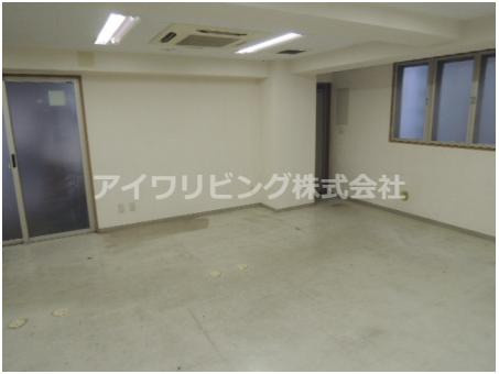 岩の入ハイツの内装