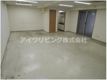 岩の入ハイツの内装