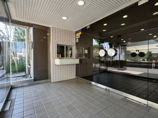 【エントランス】