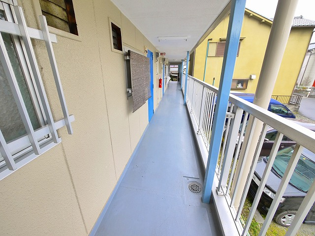 大東マンション（神殿町）のエントランス|毎日通るエントランスはこのようになっています