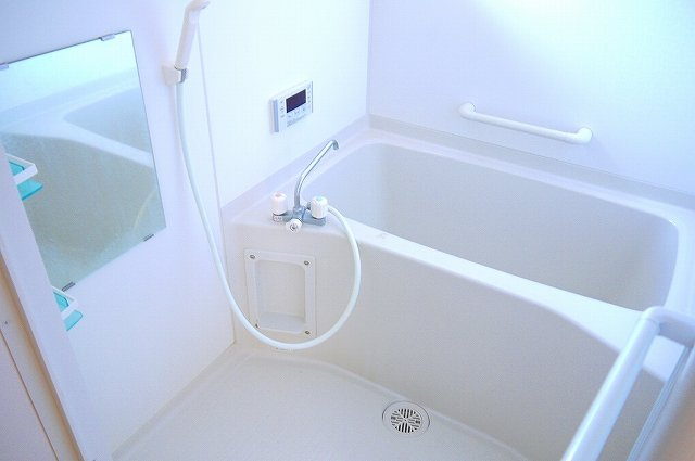 シャルマンムーンの浴室|お風呂です