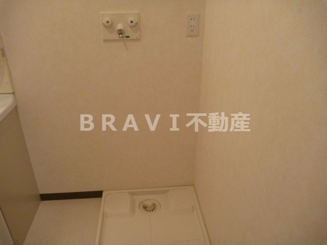 アビテ北御堂　BRAVI不動産の設備|【アビテ北御堂】洗濯パン