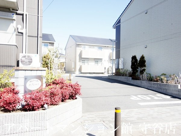 エクレールCの駐車場