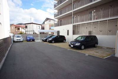 【駐車場】 | アズール西明石 | 駐車場