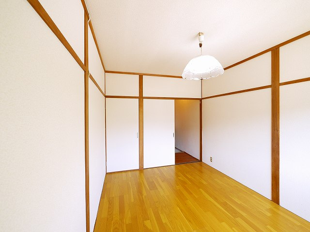 三条三和ハイツの内装|過ごしやすい室内です