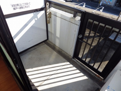 【バルコニー】 | サンピセス | ※別室同型タイプ