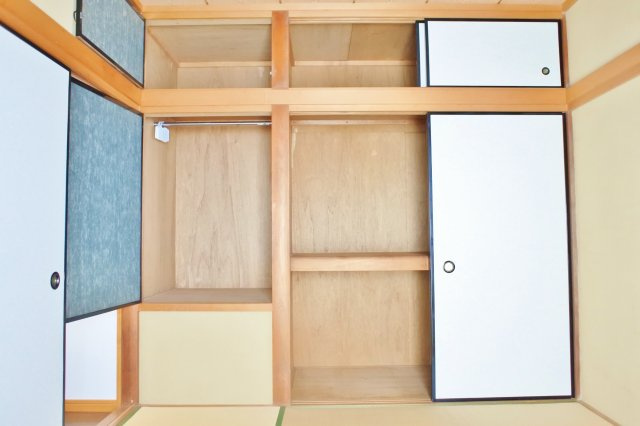 永田貸家の収納|2階西側和室