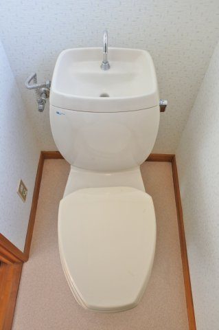 永田貸家のトイレ