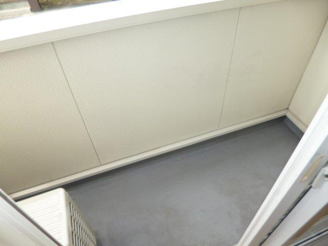 NON NONのバルコニー