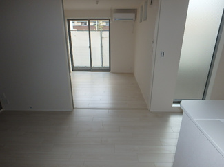 【洋室】 | LUCIANNA EAST