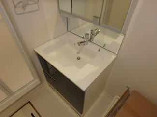 【独立洗面台】 | LUCIANNA EAST