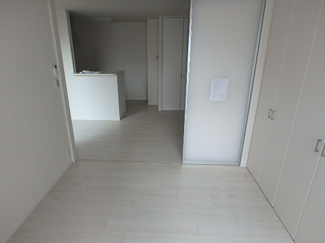 【洋室】 | LUCIANNA WEST