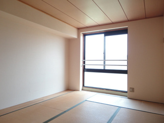 【エントランス】 | メルヴェーユ大村