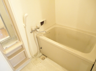 【浴室】 | メルヴェーユ大村