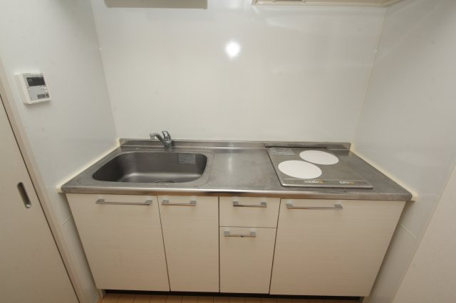 タピーロのキッチン|ＩＨキッチン（1）