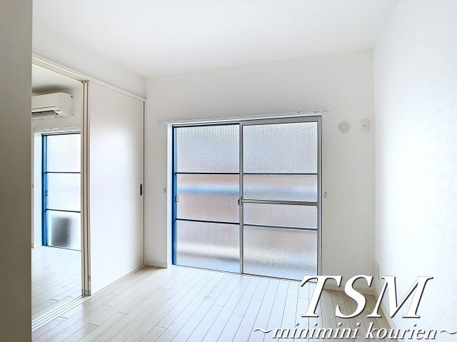 セラフィーコート東香里園の洋室