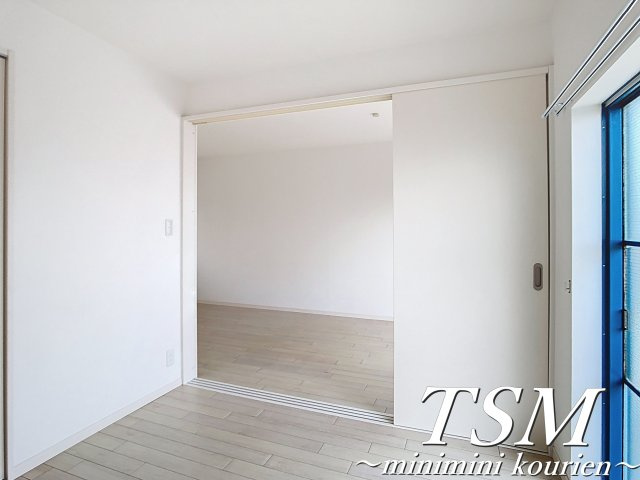 セラフィーコート東香里園の洋室