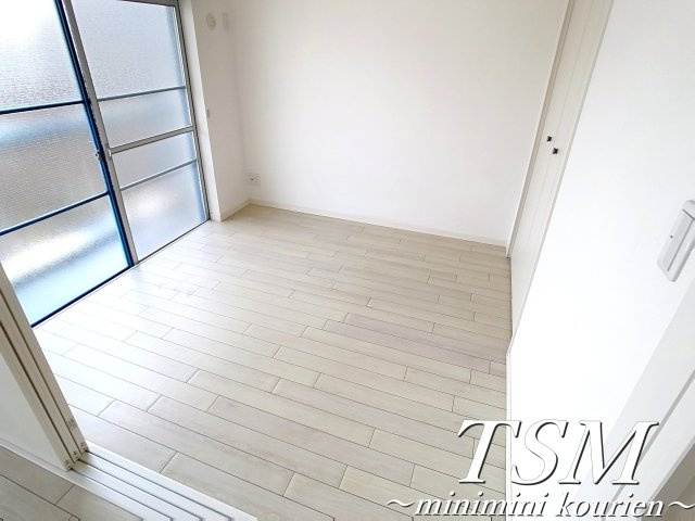 セラフィーコート東香里園の洋室