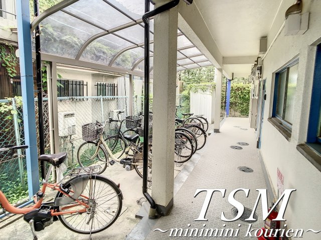 セラフィーコート東香里園のその他共用部分|敷地内駐輪場