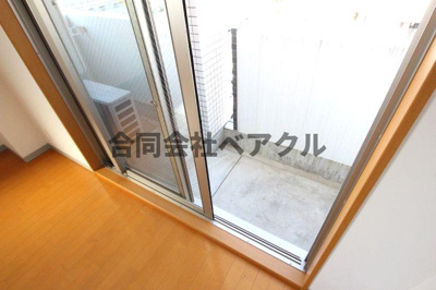 【バルコニー】 | トゥモール山科