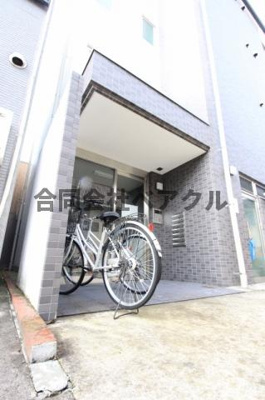 【エントランス】 | トゥモール山科