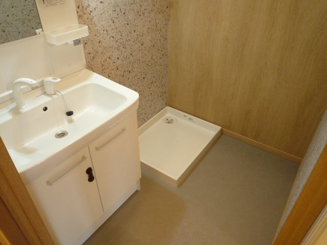 【洗面所】 | グッドライフ21 | シャワー付き洗面台＆室内洗濯機置場