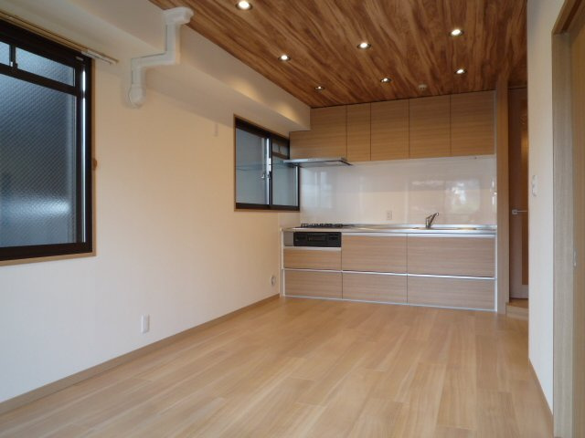 【居間・リビング】 | グッドライフ21 | システムキッチン新規交換