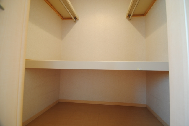 久留米市安武町安武本のアパートの収納|同タイプ　イメージ写真