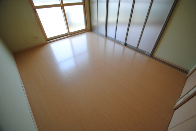 久留米市安武町安武本のアパートの洋室|同タイプ　イメージ写真