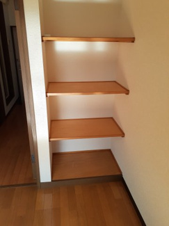 【収納】 | ラ・フォンテ成田 | ※反転タイプ