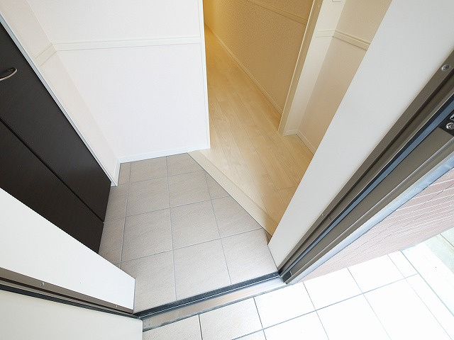 フィーカス　メモリアの玄関|きれいな玄関です