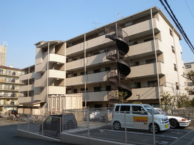 香里ヶ丘Ⅱ番館の外観|しっかりとしたＲＣ造
