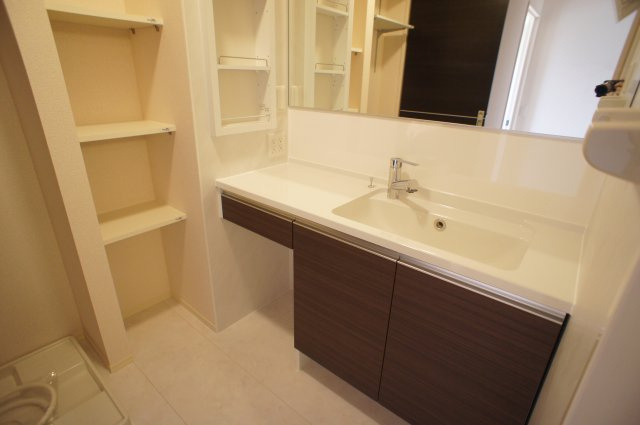 セルリアＡ棟 の洗面所|※同アパート別室参考写真です。
