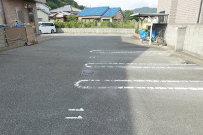 【駐車場】 | コンフォート的形