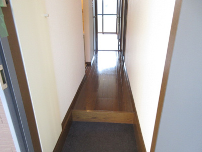 【玄関】 | エスト・デ・リヴィエール