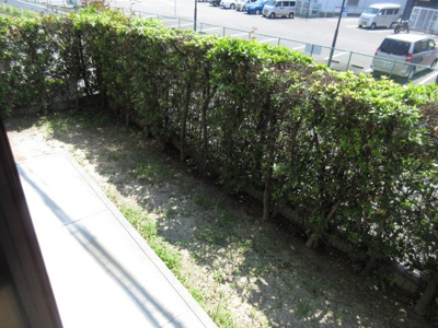 【バルコニー】 | エスト・デ・リヴィエール | テラス