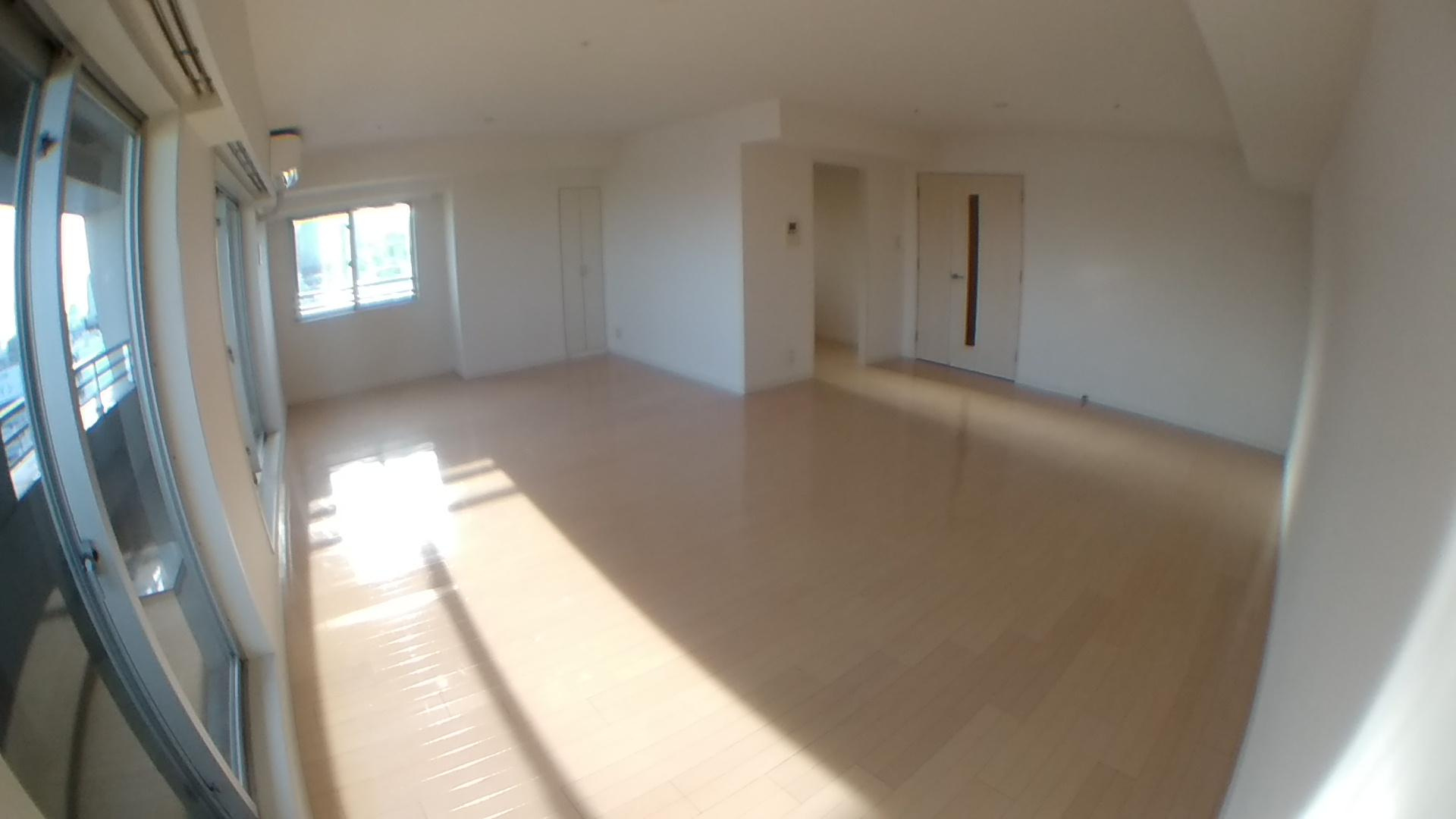 中央区日本橋馬喰町１丁目の賃貸マンションの居間・リビング